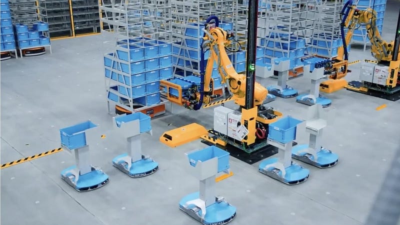 Cardinal Robot Loading Containers