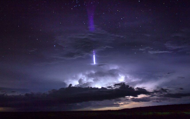 A blue jet phenomenon in the atmosphere